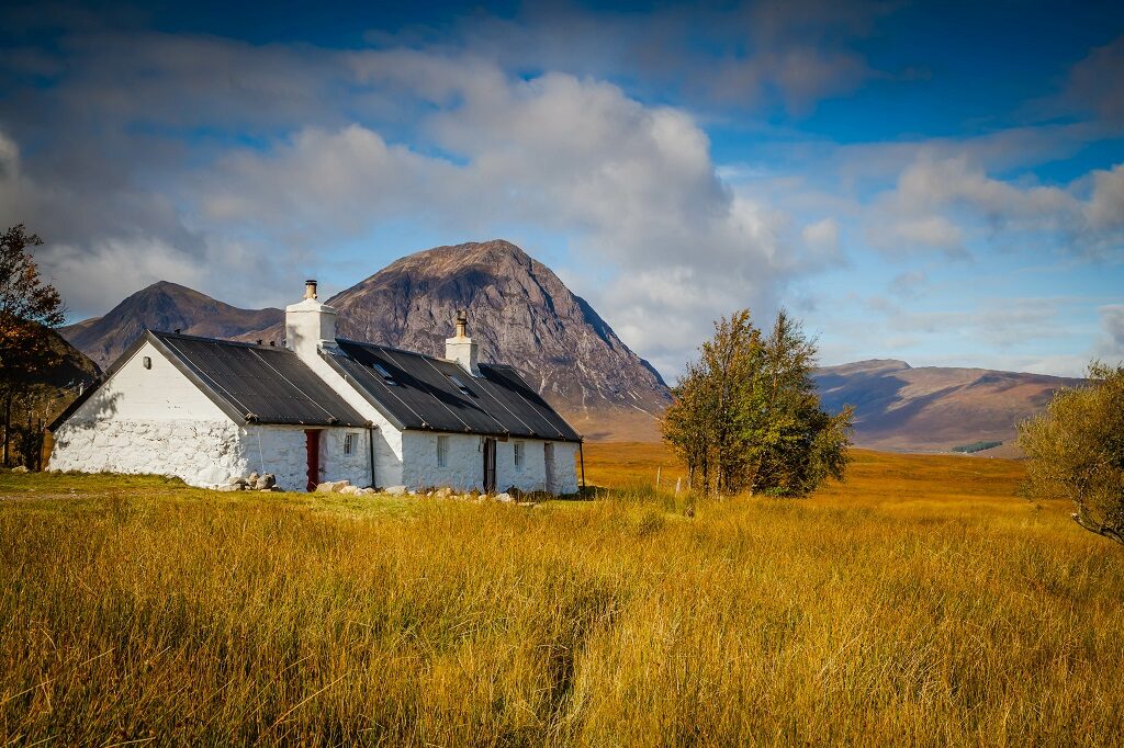 Holiday cottage in Scottish highlands